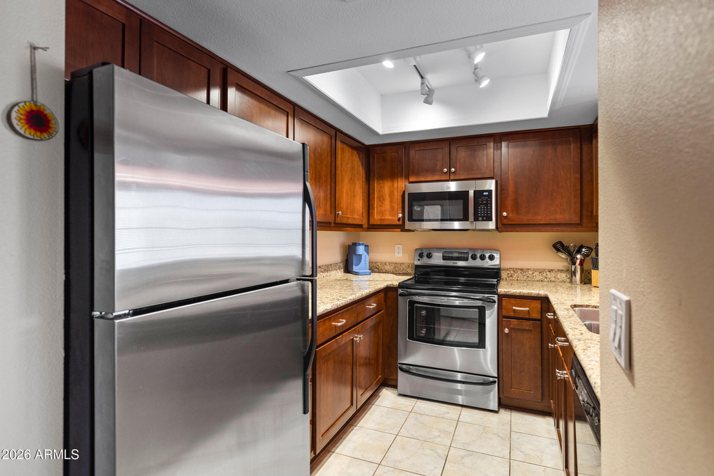 11011 N 92nd Street - Photo 9