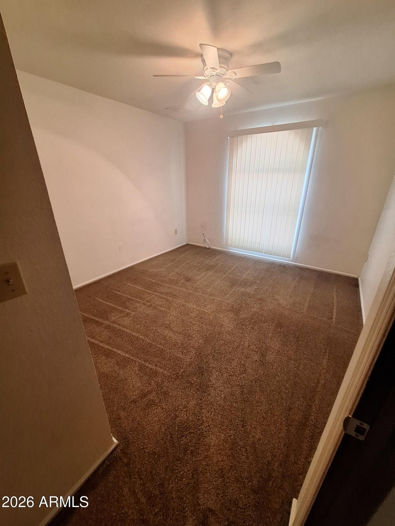 4142 W Sunnyside Avenue - Photo 17