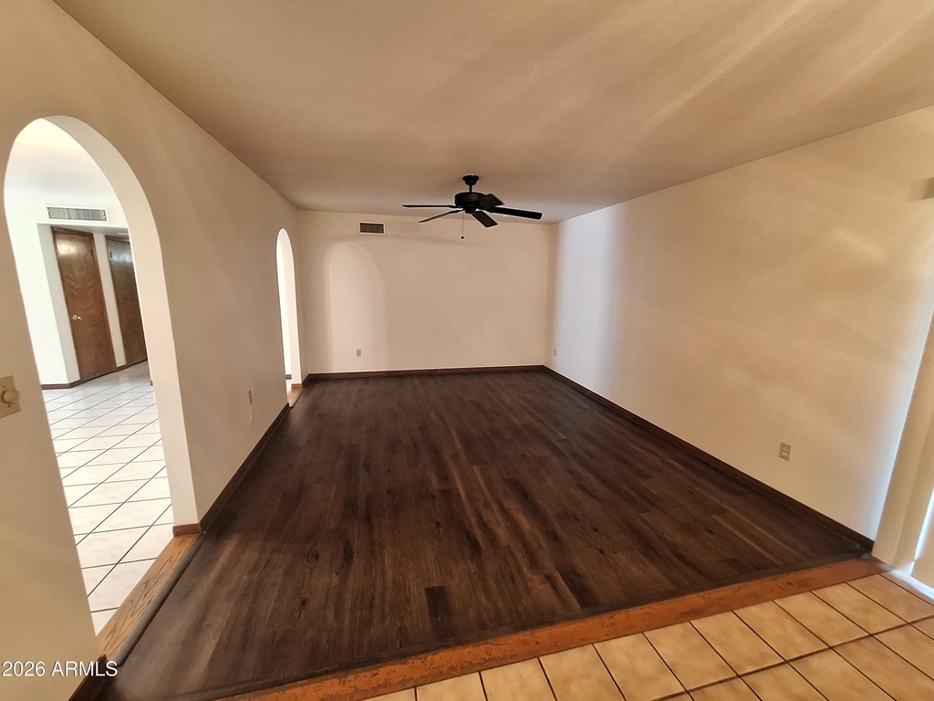 4142 W Sunnyside Avenue - Photo 6