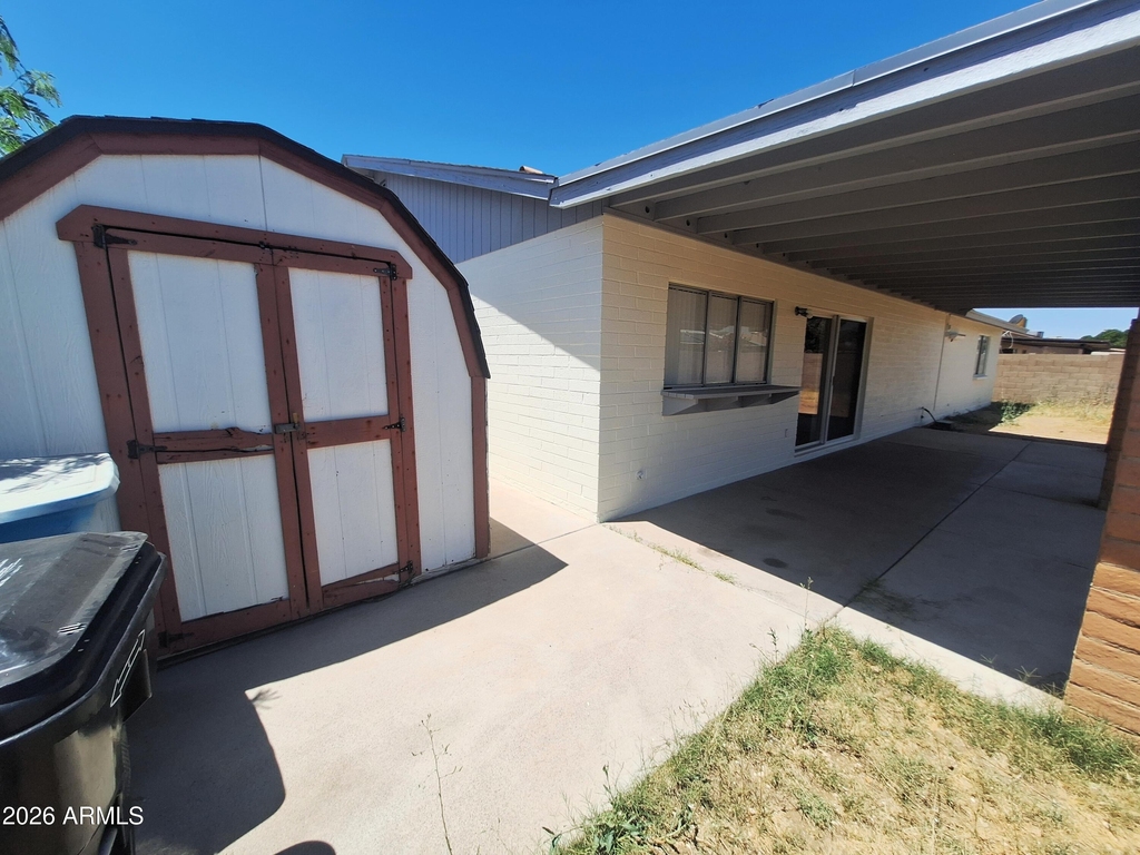 4142 W Sunnyside Avenue - Photo 27