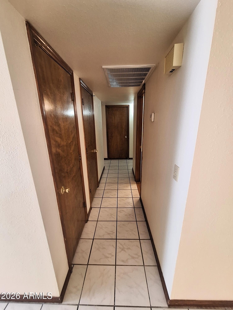 4142 W Sunnyside Avenue - Photo 10