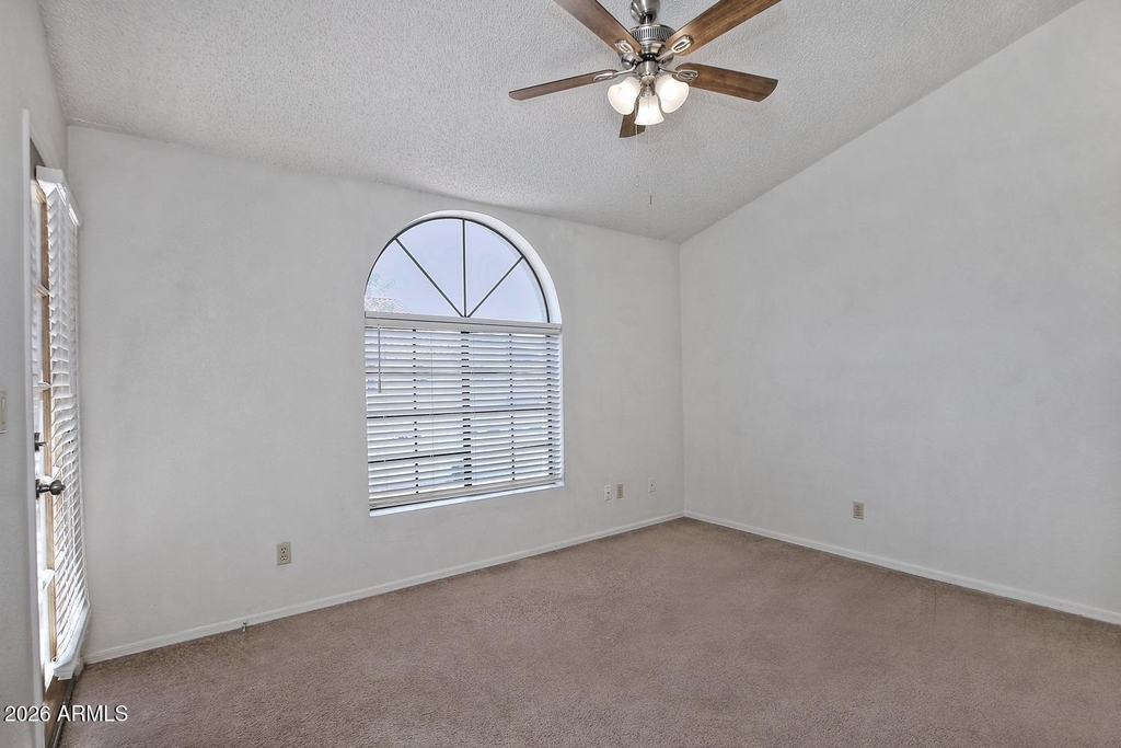 11011 N 92nd Street - Photo 23