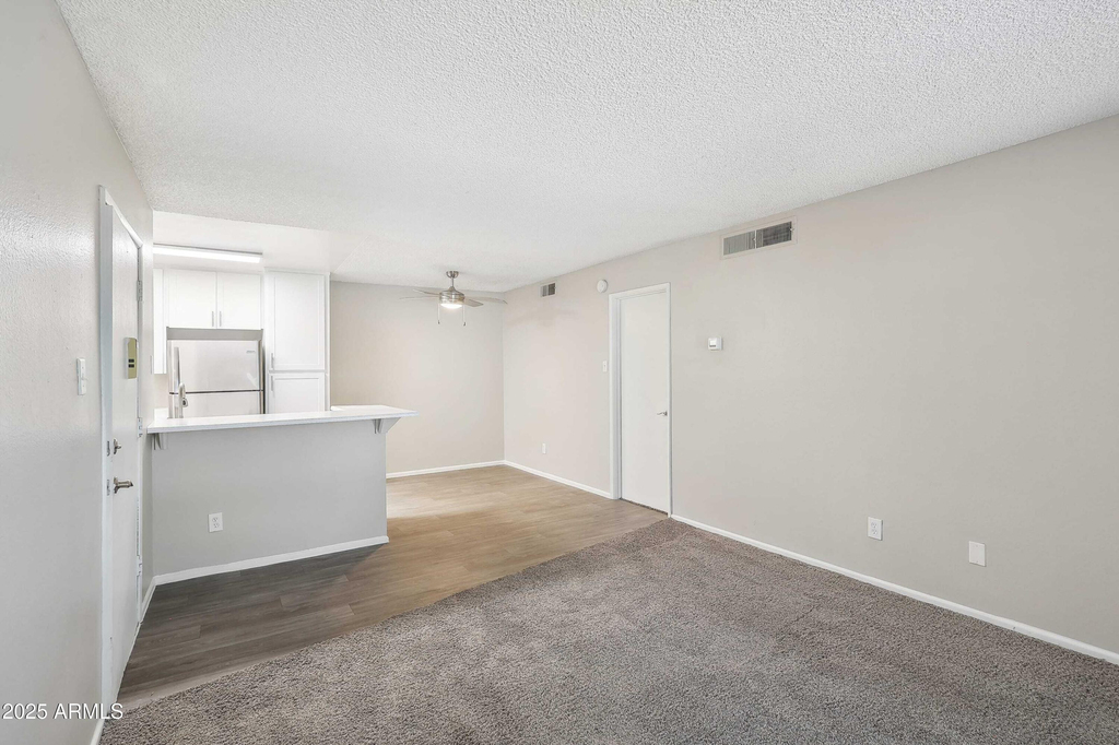 1620 W Southern Avenue - Photo 5