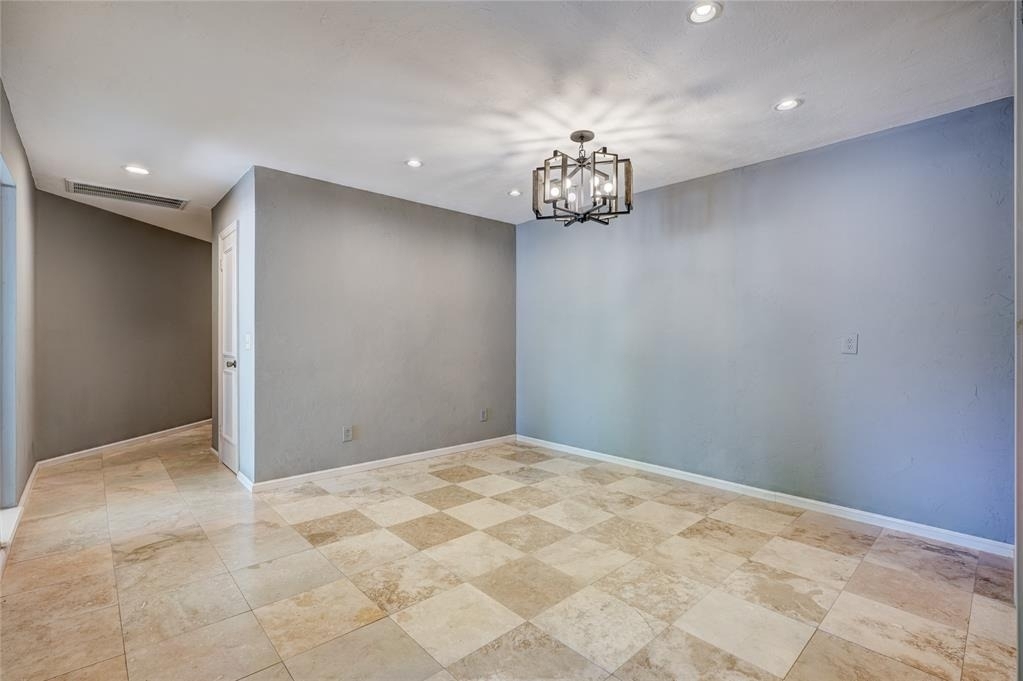 6325 Glenbrook Court - Photo 9