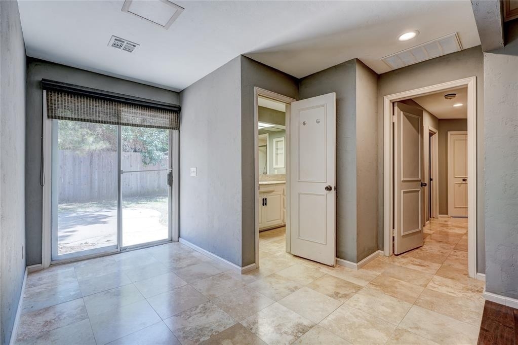 6325 Glenbrook Court - Photo 32