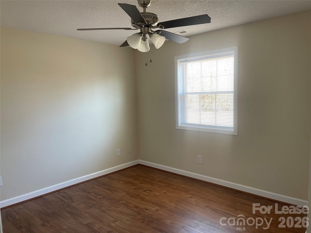 1122 28th Street Sw - Photo 12