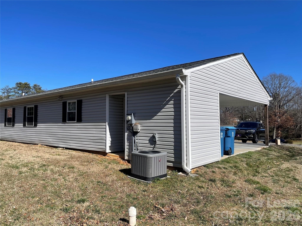 1122 28th Street Sw - Photo 18