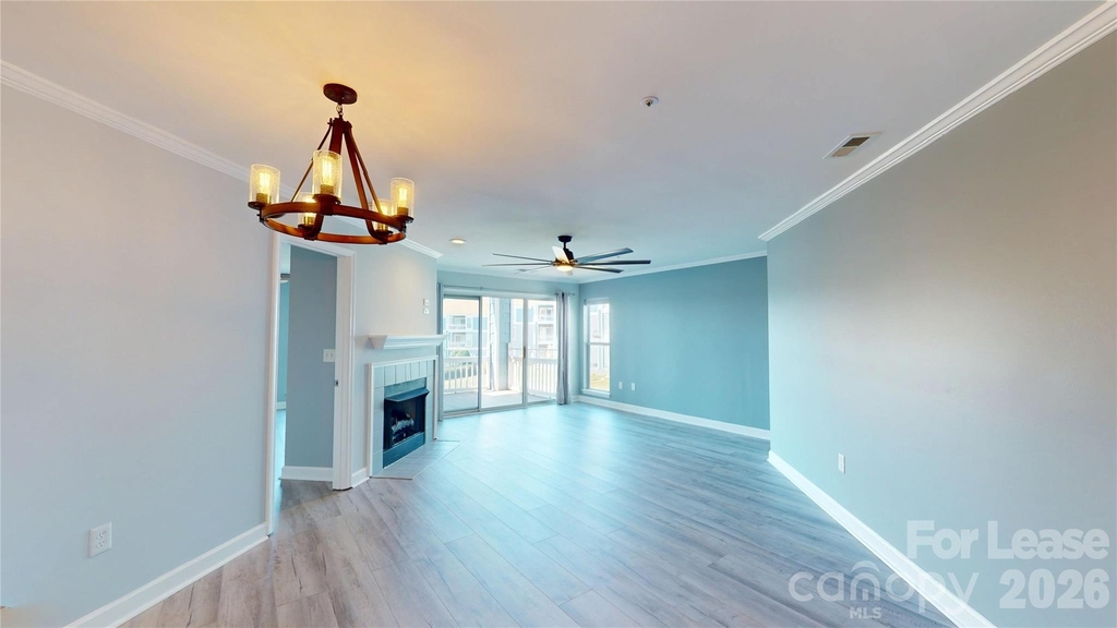 1105 Torrence Circle - Photo 2