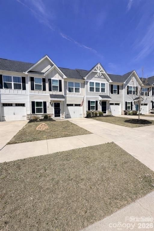 154 Stella Lane - Photo 0