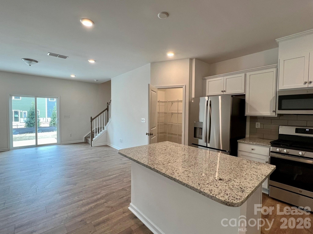 3546 Secrest Landing - Photo 5