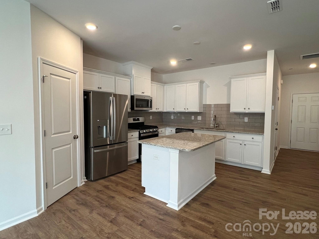 3546 Secrest Landing - Photo 3