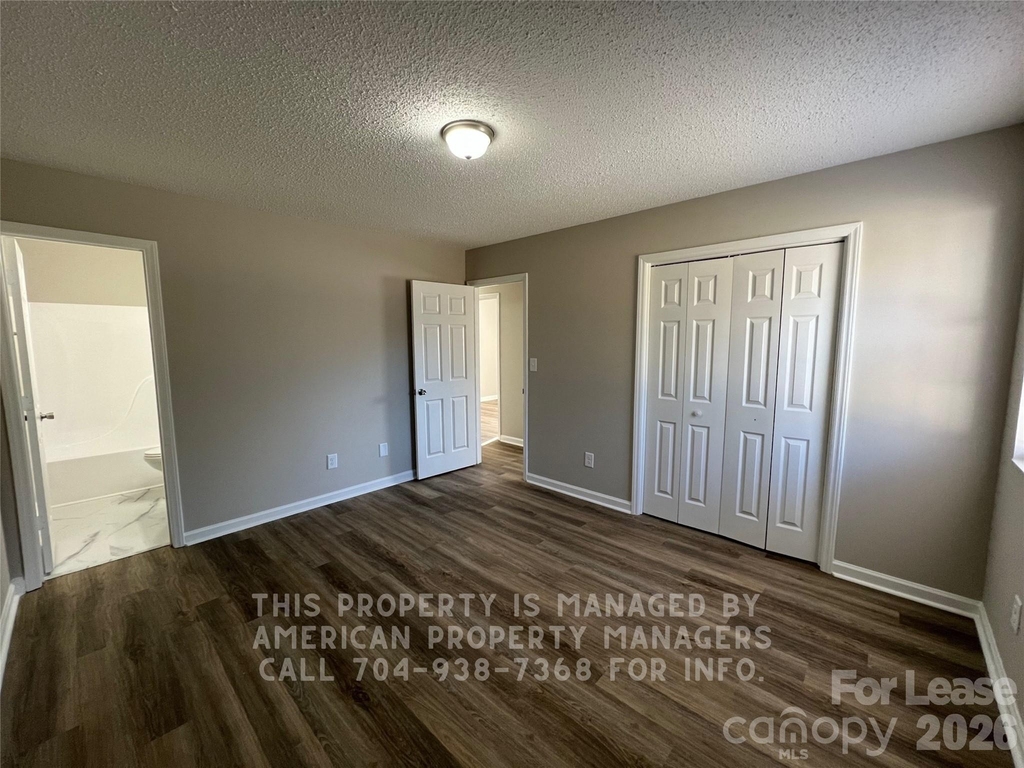 299 Rustic Road - Photo 4