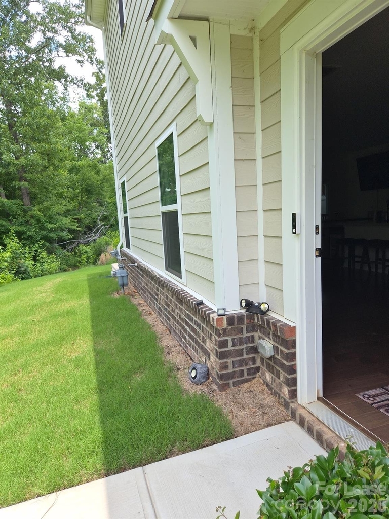2906 Trinity Street - Photo 1