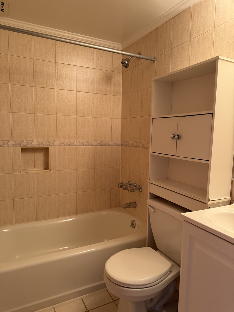 250 West 100th Street - Photo 2