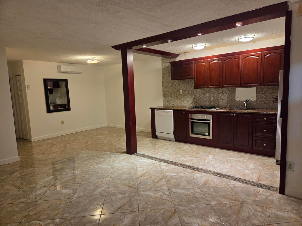 20337 Ne 2nd Avenue - Photo 9