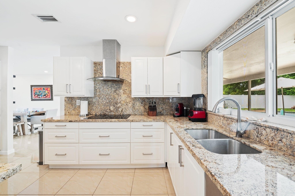 6101 Sw 9th Street - Photo 7