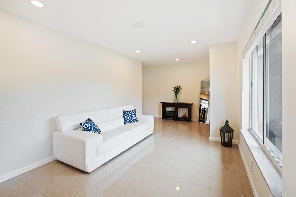6101 Sw 9th Street - Photo 11
