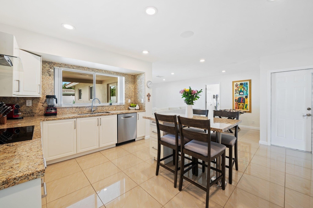 6101 Sw 9th Street - Photo 10