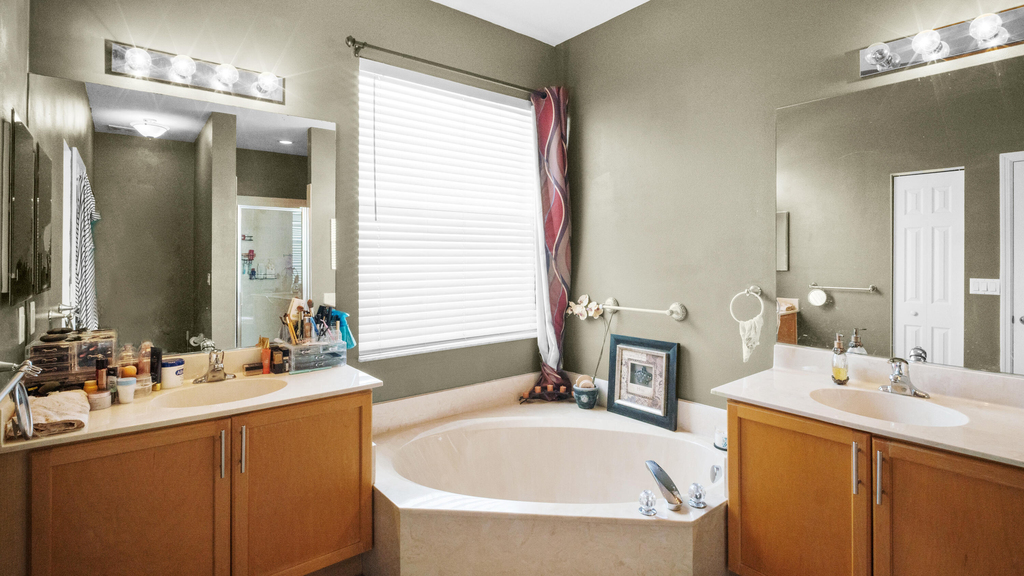 222 Sw Manatee Springs Way - Photo 18