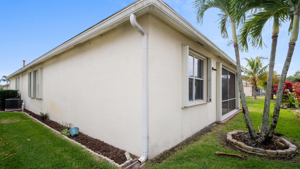 222 Sw Manatee Springs Way - Photo 23