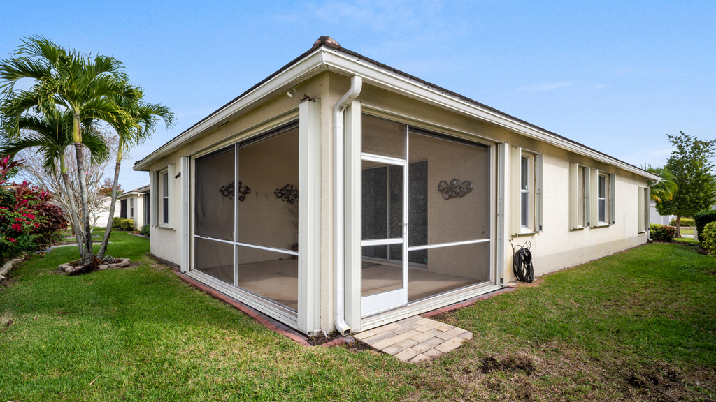 222 Sw Manatee Springs Way - Photo 22