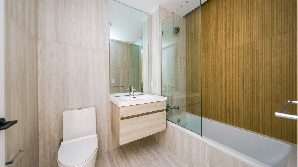 649 Hart Street - Photo 9