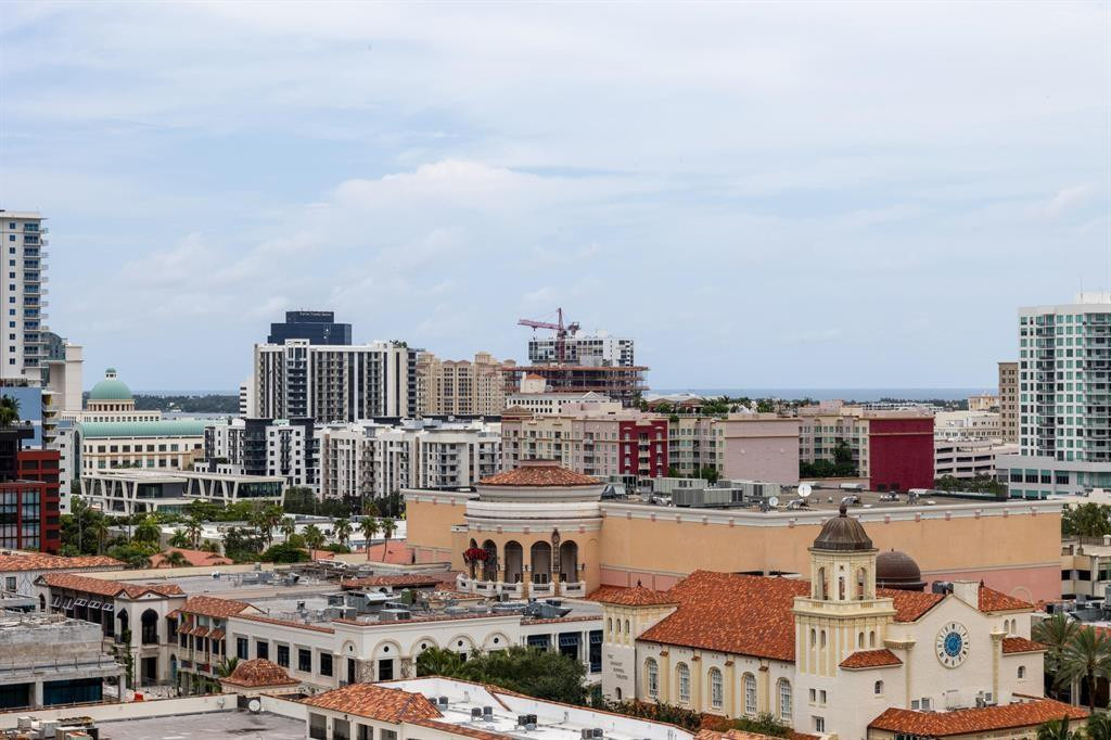 651 Okeechobee Boulevard - Photo 34