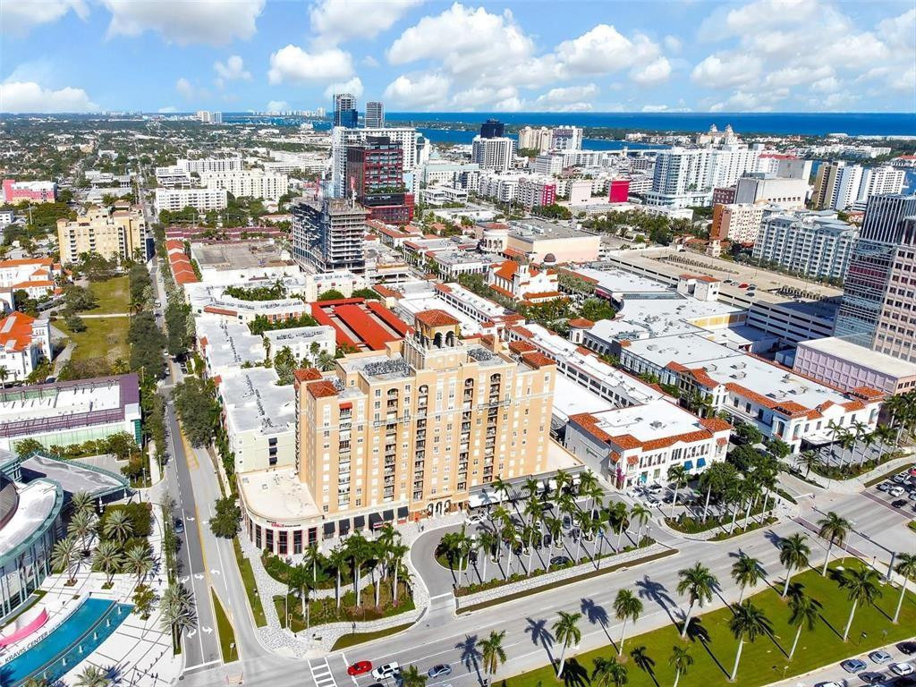651 Okeechobee Boulevard - Photo 38