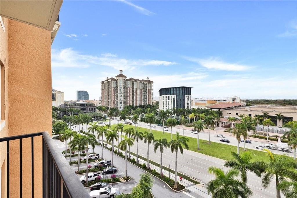 651 Okeechobee Boulevard - Photo 23