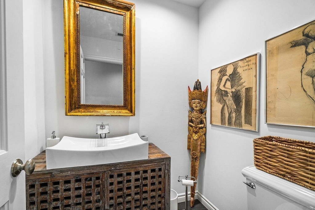 11823 Pebblewood Drive - Photo 3