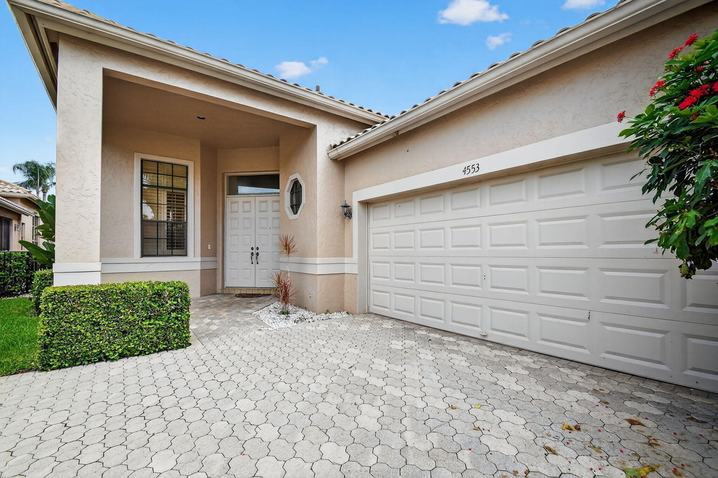 4553 Barclay Fair Way - Photo 3