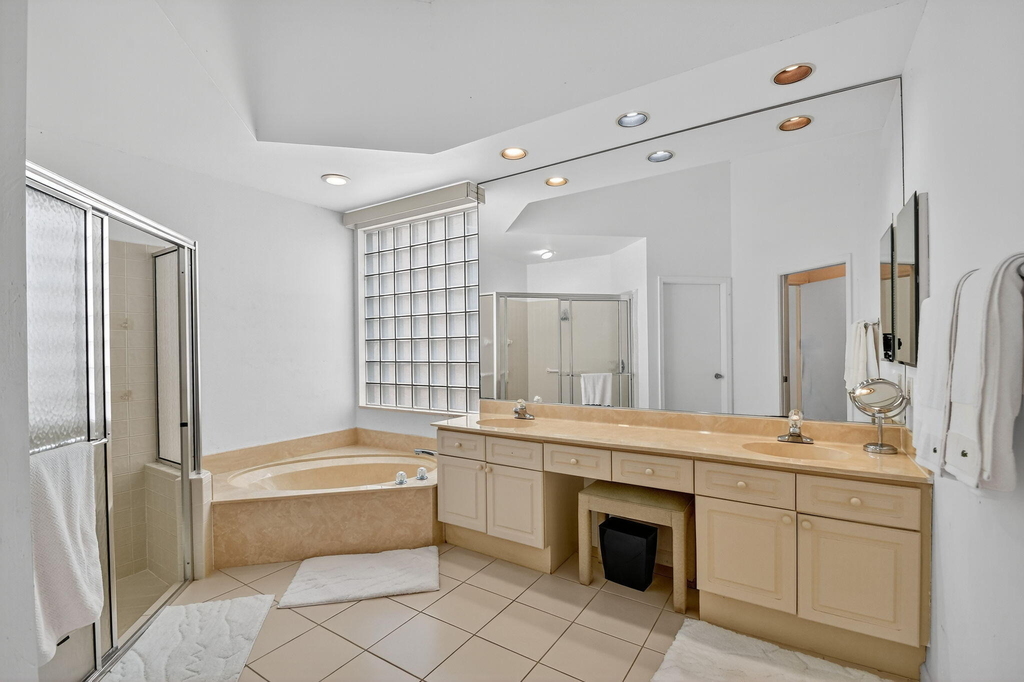 4553 Barclay Fair Way - Photo 24