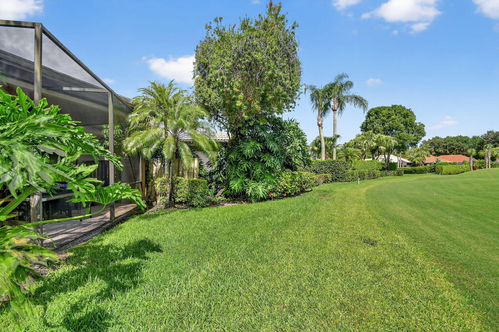4553 Barclay Fair Way - Photo 44
