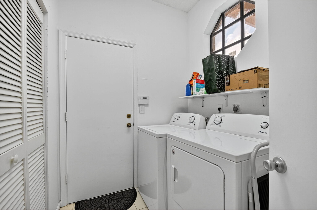4553 Barclay Fair Way - Photo 35
