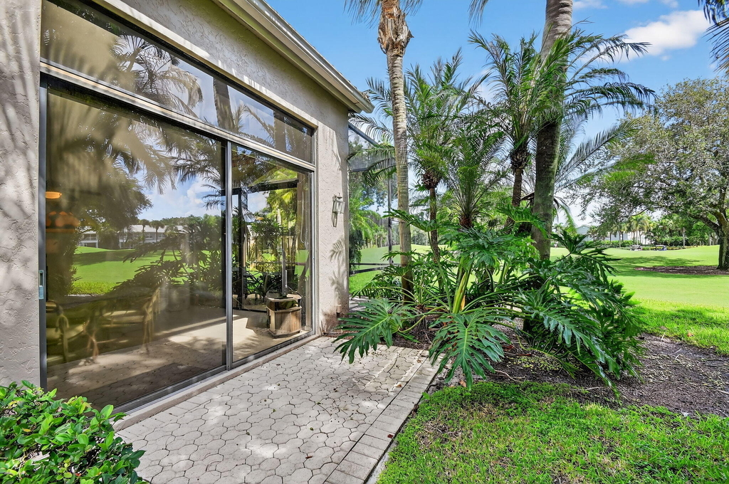 4553 Barclay Fair Way - Photo 47