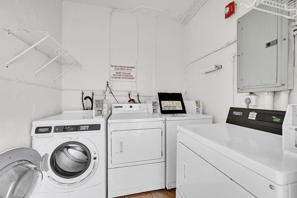 3655 Ne 32nd Avenue - Photo 36