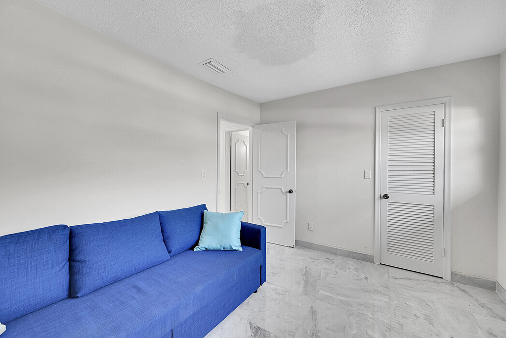 3655 Ne 32nd Avenue - Photo 33