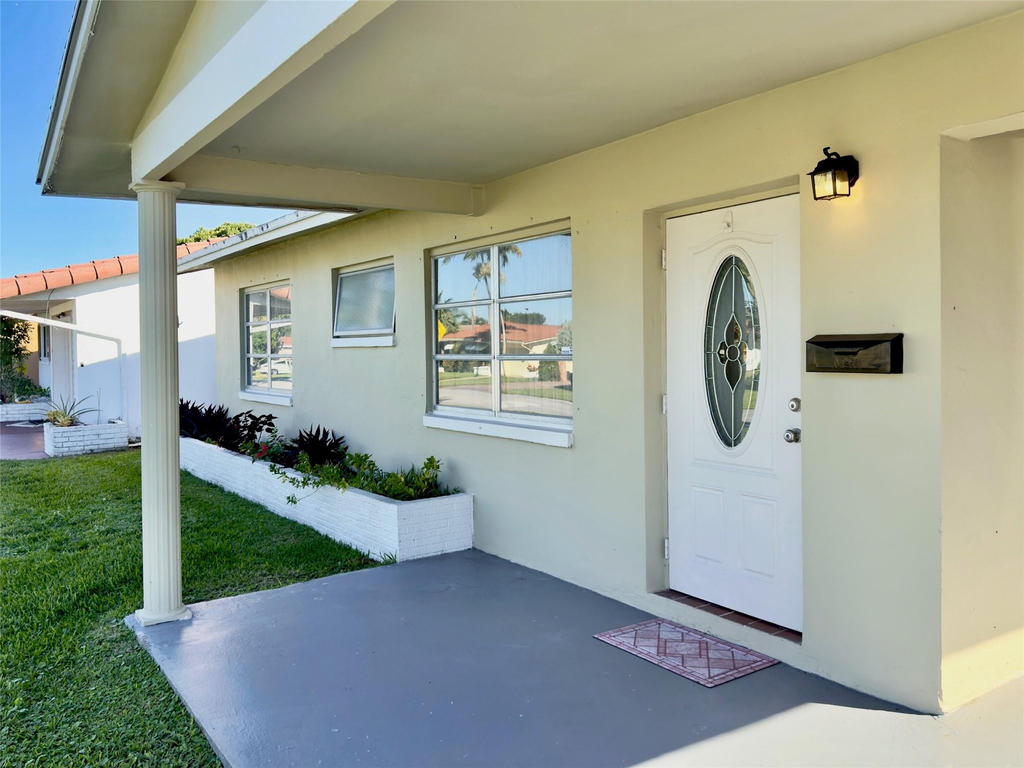 4510 Nw 46th Street - Photo 2