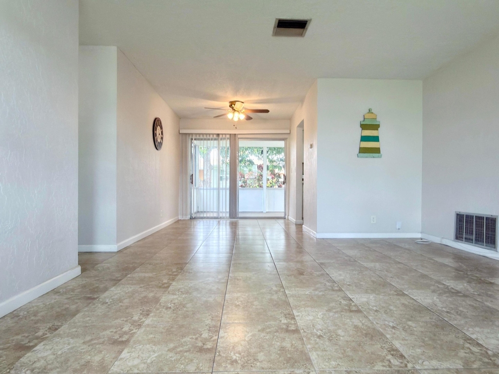 4510 Nw 46th Street - Photo 3