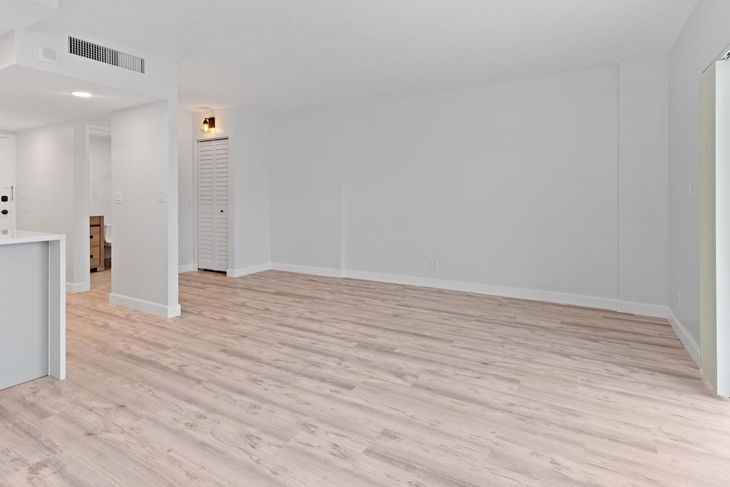 2900 Ne 30th Street - Photo 17