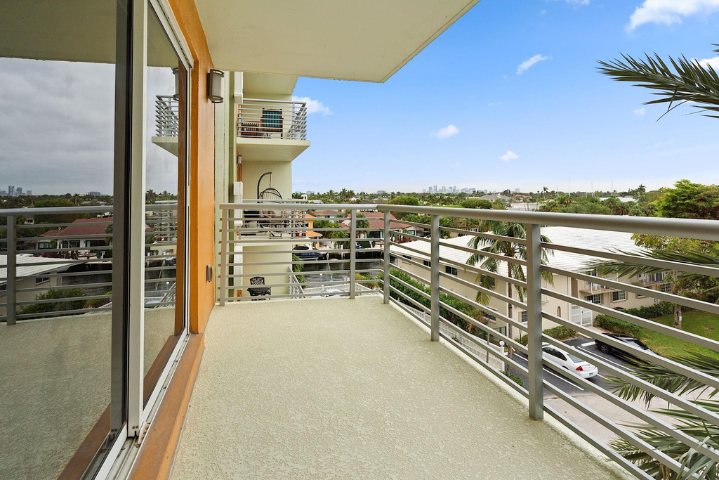 2900 Ne 30th Street - Photo 28