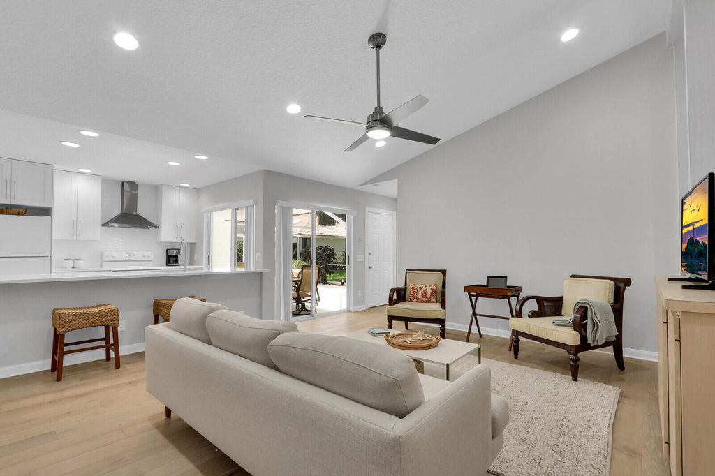 7904 Chapman Oak Court - Photo 7