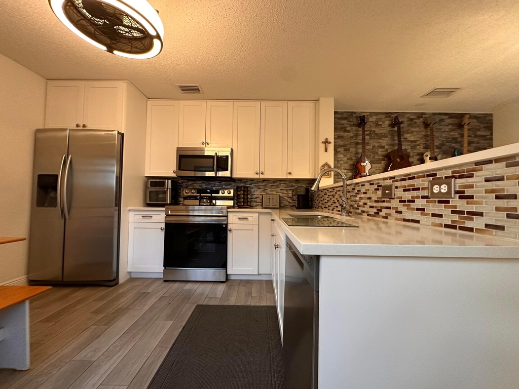 1728 Shoreside Circle - Photo 10