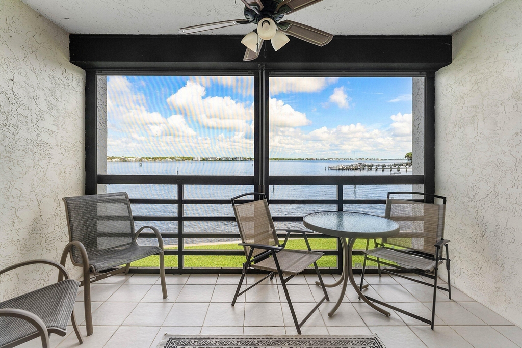 1950 Sw Palm City Road - Photo 23