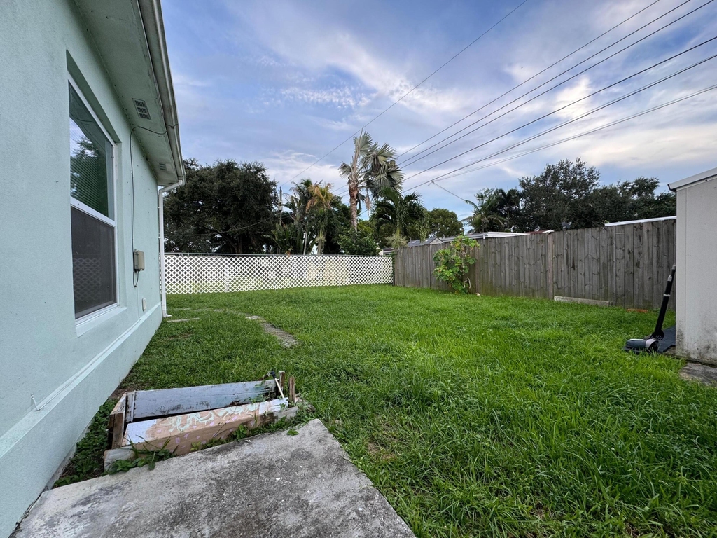 9422 Sw 51st Street - Photo 24