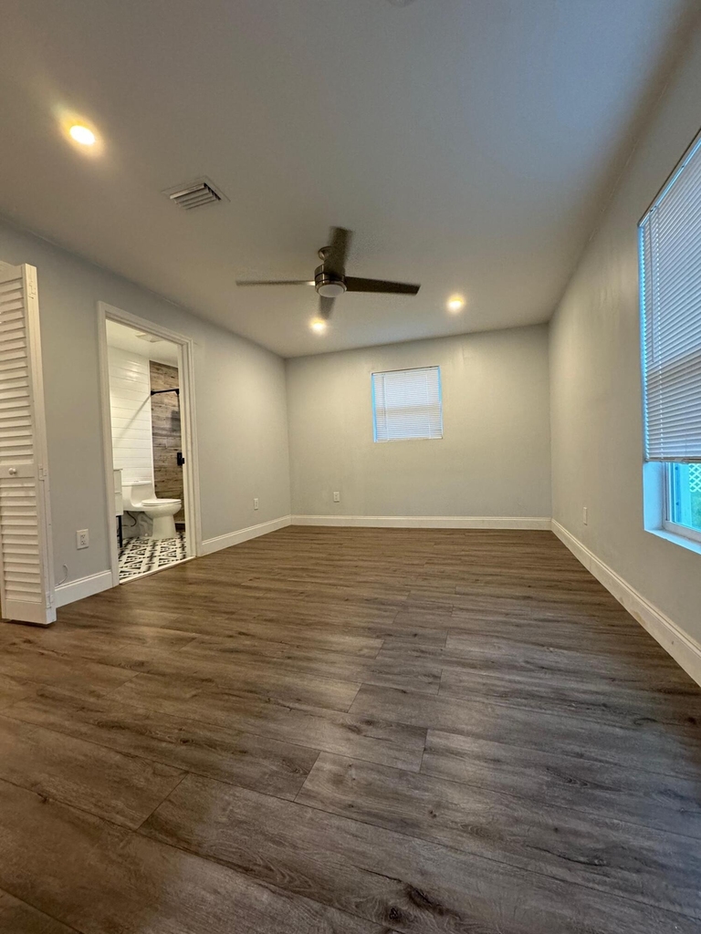 9422 Sw 51st Street - Photo 7