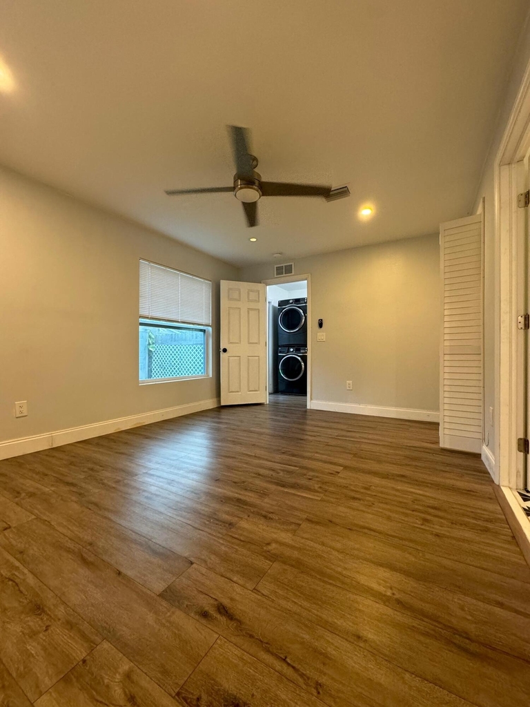 9422 Sw 51st Street - Photo 8