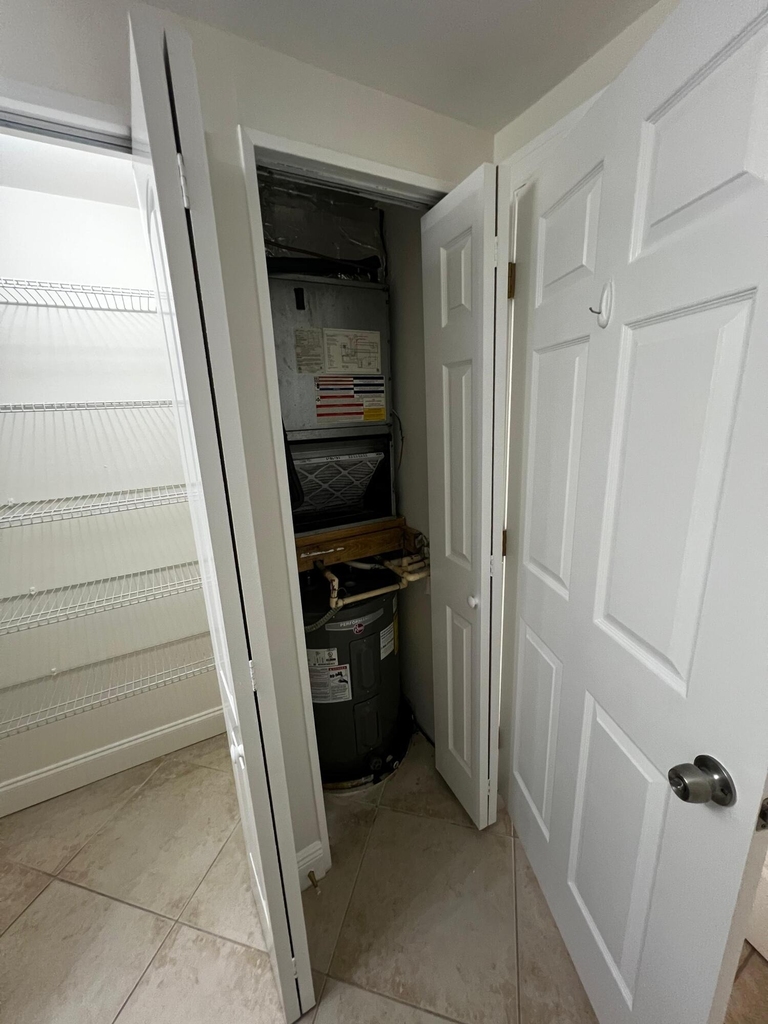 10354 Fox Trail Road S - Photo 11