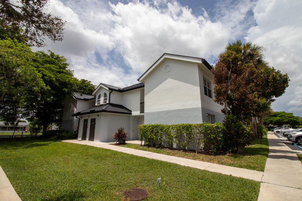 7610 Westwood Drive - Photo 0