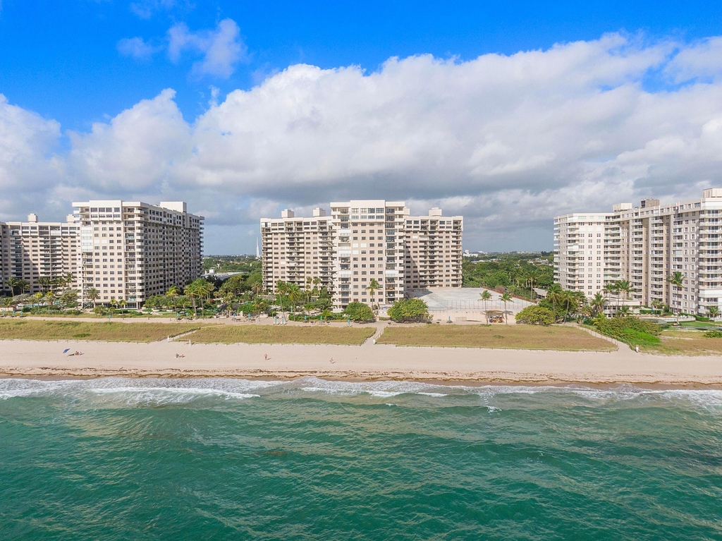 4900 N Ocean Boulevard - Photo 1
